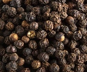 Pepper refers to a variety of spices derived from the fruits of the pepper plant (Piperaceae family). The most common types of pepper include black pepper, white pepper, and green pepper. Each type has its own distinct flavor profile and uses. Here are some key points about pepper:

Types of Pepper:
Black Pepper (Piper nigrum):

Flavor Profile: Pungent, warm, and slightly spicy with earthy notes.
Common Uses: Used in almost every cuisine globally, especially in savory dishes, soups, stews, and as a table condiment.
White Pepper (Piper nigrum):

Flavor Profile: Milder and less complex than black pepper with a subtle heat.
Common Uses: Preferred in dishes where the appearance of black specks is undesirable, such as white sauces, cream-based soups, and light-colored dishes.
Green Pepper (Unripe Piper nigrum berries):

Flavor Profile: Fresher, less pungent, and more herbaceous than black or white pepper.
Common Uses: Used in some culinary applications, often in pickling, brining, or in green peppercorn sauces.
Culinary Uses:
Seasoning:

Pepper is a universal seasoning, enhancing the flavor of a wide range of dishes.
Table Condiment:

Ground black pepper is a common table condiment.
Spice Blends:

It is an essential component of various spice blends, such as mixed peppercorns and seasoned pepper blends.
Preservation:

Peppercorns are used in pickling and brining to add flavor and depth.
Health Benefits:
Pepper contains piperine, a compound that may have potential anti-inflammatory and antioxidant properties.

Piperine has also been studied for its potential role in improving nutrient absorption.

Storage:
Store whole peppercorns in a cool, dark place in an airtight container to maintain freshness.

Ground pepper should be stored in a dark container away from heat and light.

Peppercorn Varieties:
Tellicherry Peppercorns:

Grown in the Malabar region of India, these are larger and often considered to have a complex flavor.
Malabar Peppercorns:

Also from the Malabar region, these are known for their bold and robust flavor.
Lampong Peppercorns:

Grown in Indonesia, these peppercorns are known for their mild heat and citrusy notes.
Caution:
Excessive consumption of black pepper may cause irritation for some individuals, particularly those with gastrointestinal issues.
Pepper is an indispensable spice in the culinary world, appreciated for its ability to elevate the flavor of a wide variety of dishes. Whether used in its whole form or ground, pepper adds a distinctive and essential element to many cuisines globally.